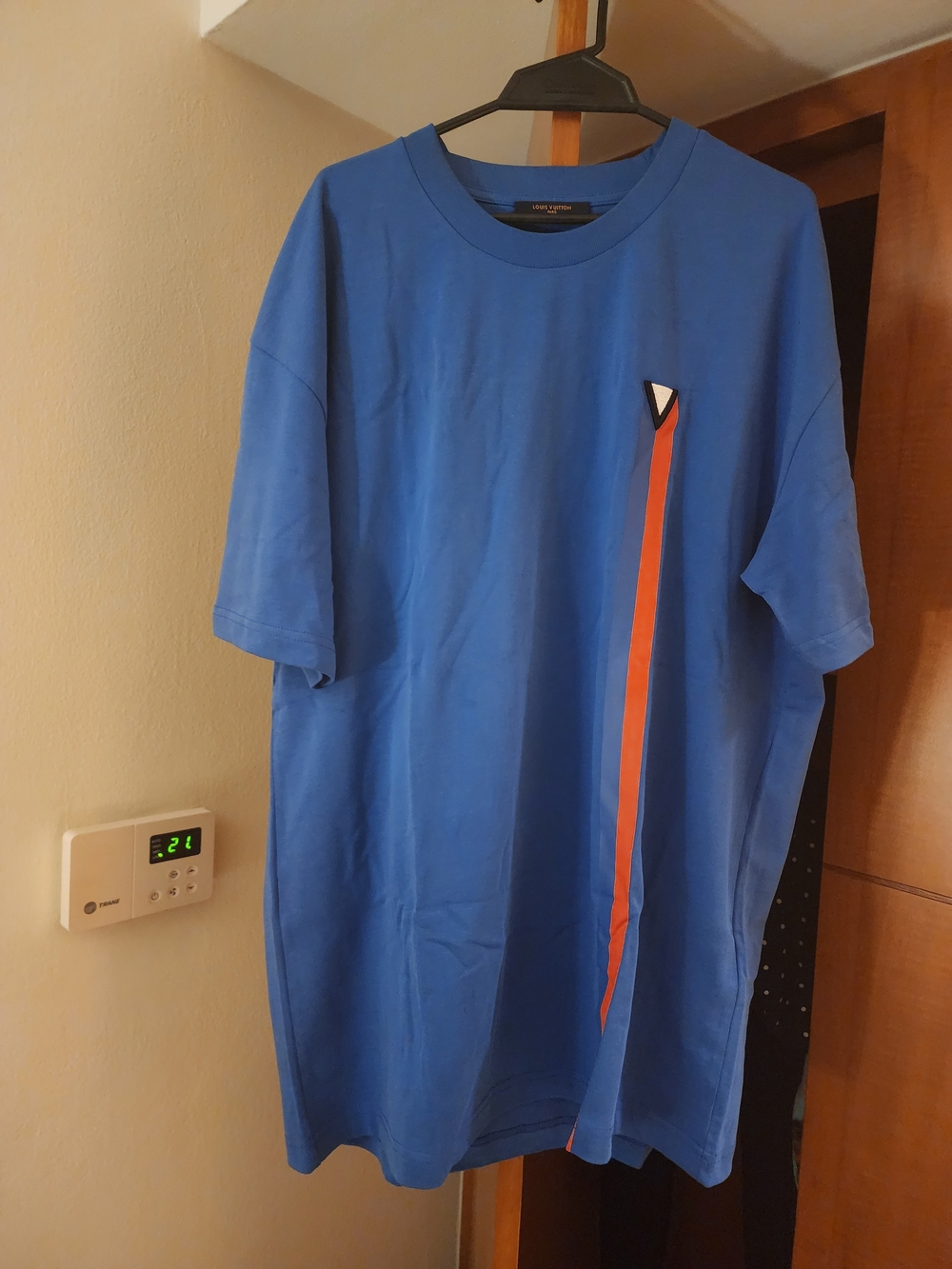 Louis Vuitton Cotton T-Shirt - Picture 4 of 15